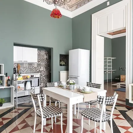 Duomo Housing Apartment Catania